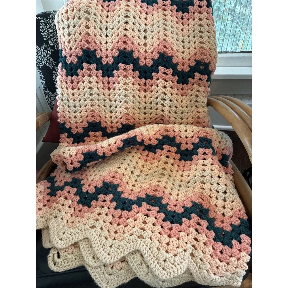 VTG Handmade Crochet Afghan Blanket Chevron Peaches & Navy 69